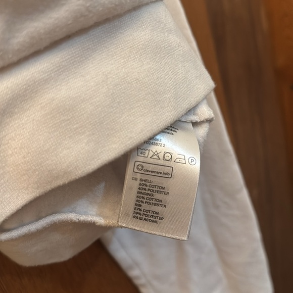 White cropped hoodie - Picture 3 of 3